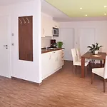 Hotel Bodensee Storchen 3*
