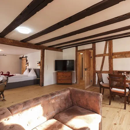 Отель Bodensee Storchen Ульдинген-Мюльхофен