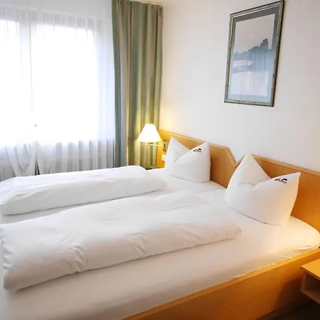 Bodensee Storchen Otel 3*