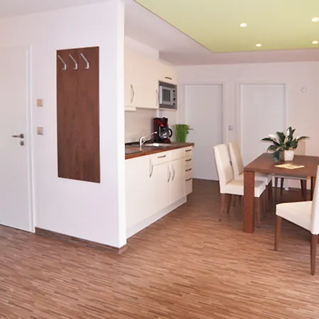 Отель Bodensee Storchen 3*