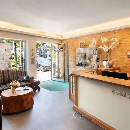 Bodensee Storchen Отель